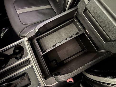 Used 2018 Ford F250 Platinum w/ Platinum Ultimate Package image 36