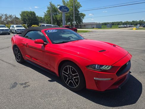 Used 2023 Ford Mustang Premium RWD image 6