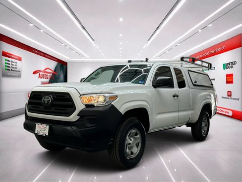 Used 2019 Toyota Tacoma SR RWD image 3