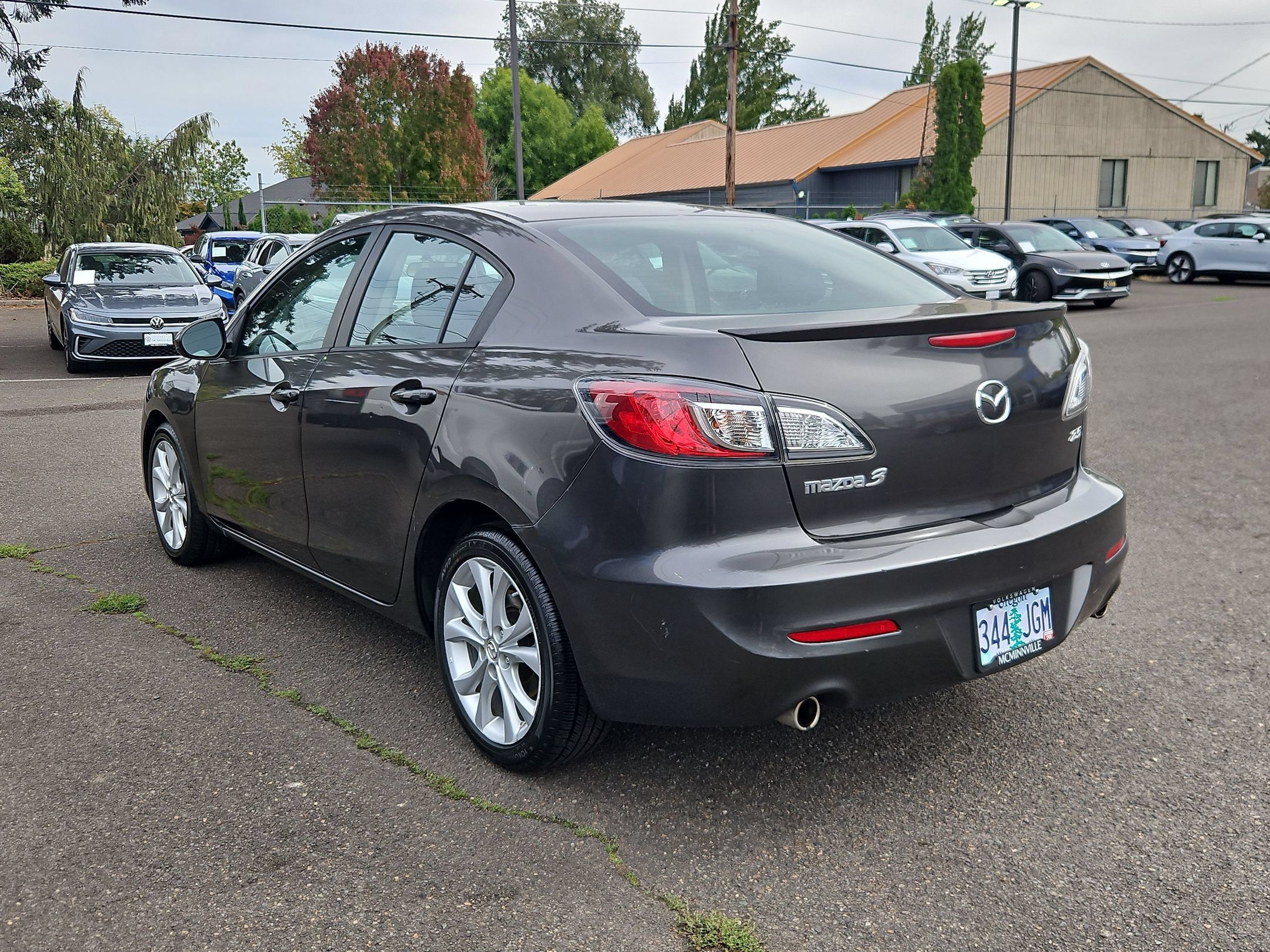 Used 2010 MAZDA MAZDA3 s Sport FWD image 3