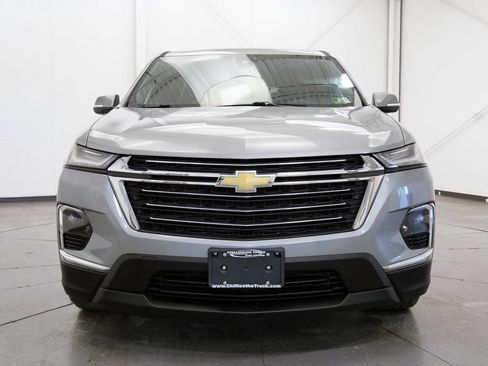 Used 2023 Chevrolet Traverse LT w/ LPO, Floor Liner Package AWD/4WD image 2