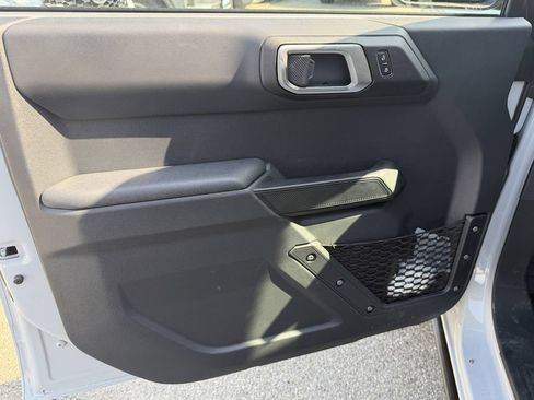 New 2026 Ford Bronco Outer Banks w/ Sasquatch Package AWD/4WD image 17