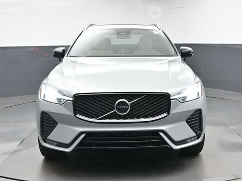 New 2026 Volvo XC60 B5 Core w/ Climate Package AWD/4WD image 3