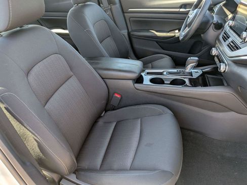Used 2023 Nissan Altima 2.5 SV FWD image 33