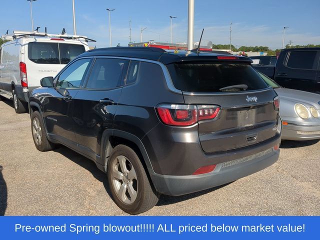 Used 2020 Jeep Compass Latitude FWD image 2