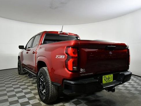 Used 2024 Chevrolet Colorado Z71 w/ Z71 Convenience Package 2 image 13