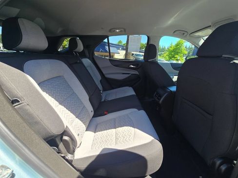 Used 2022 Chevrolet Equinox LT FWD image 12