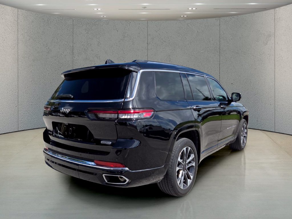 Used 2023 Jeep Grand Cherokee L Overland AWD/4WD image 6