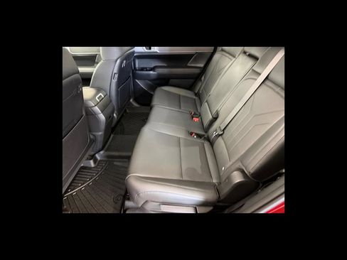 Used 2025 Hyundai Santa Fe SEL FWD image 16