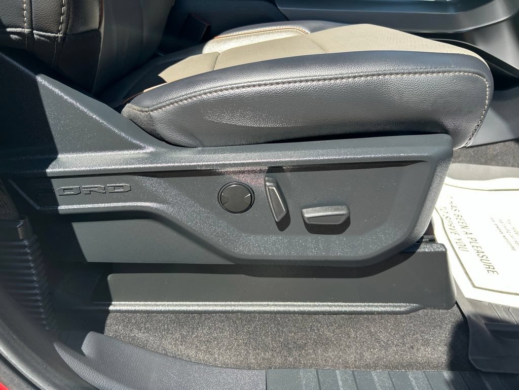 Used 2025 Ford F150 Lariat w/ Bed Utility Package AWD/4WD image 47