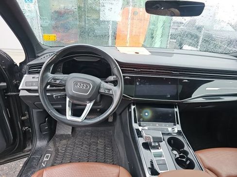 Used 2021 Audi Q7 3.0T Premium Plus AWD/4WD image 13