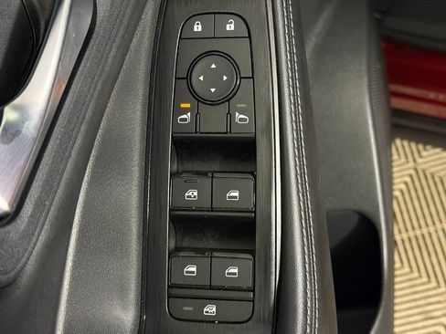 Used 2023 Nissan Rogue SV w/ SV Premium B Package AWD/4WD image 34