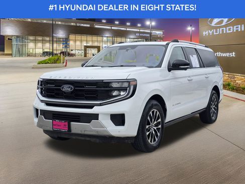 Used 2025 Ford Expedition Max Platinum AWD/4WD image 2