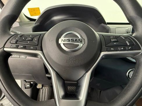 Used 2022 Nissan Altima 2.5 SV image 19