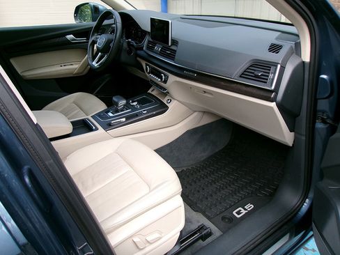 Used 2018 Audi Q5 Prestige w/ Prestige Package image 12