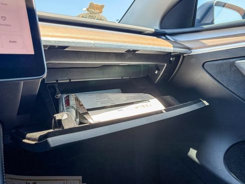 Used 2023 Tesla Model Y 2WD image 51