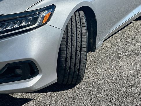 Used 2022 Honda Accord Sport image 25