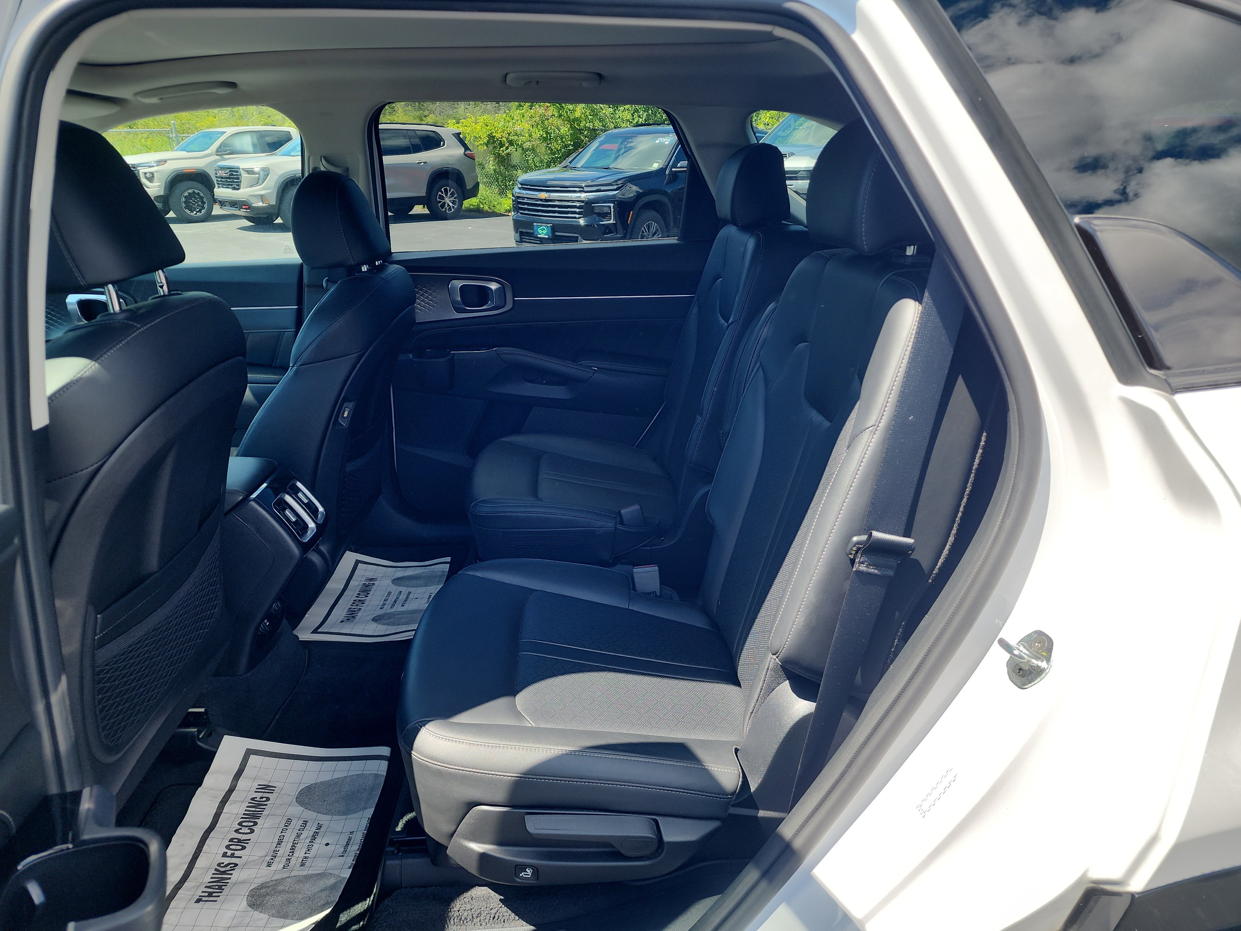 Used 2022 Kia Sorento SX AWD/4WD image 25