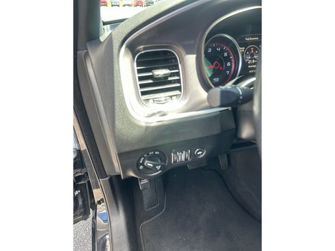 Used 2020 Dodge Charger SXT AWD/4WD image 14