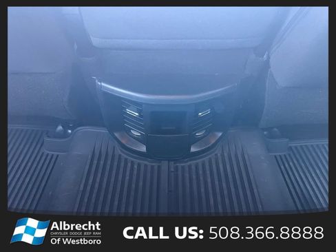 Used 2024 RAM 2500 Tradesman w/ Chrome Appearance Group AWD/4WD image 25