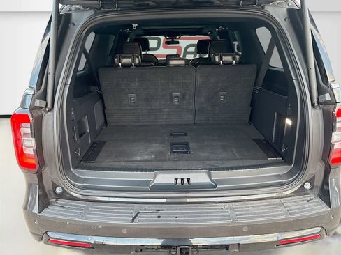 Used 2024 Ford Expedition Max Limited image 28