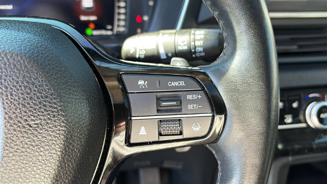 Used 2023 Honda Pilot Elite image 15