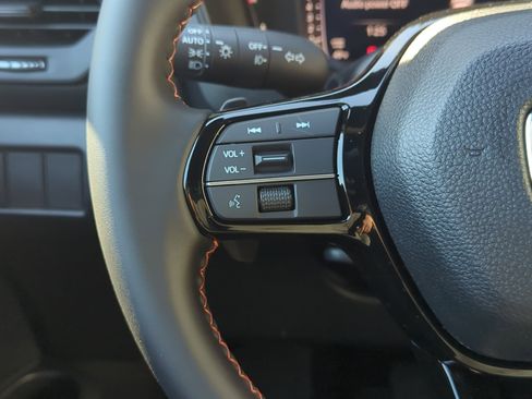 New 2026 Honda Pilot Sport image 23