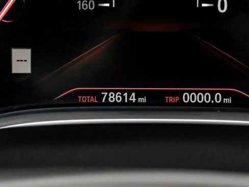 Used 2018 BMW 750i image 23