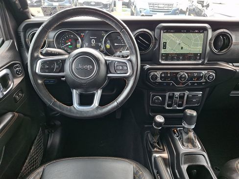 Used 2021 Jeep Wrangler Unlimited Sahara AWD/4WD image 11