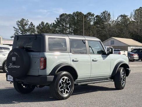 Used 2024 Ford Bronco Outer Banks image 8