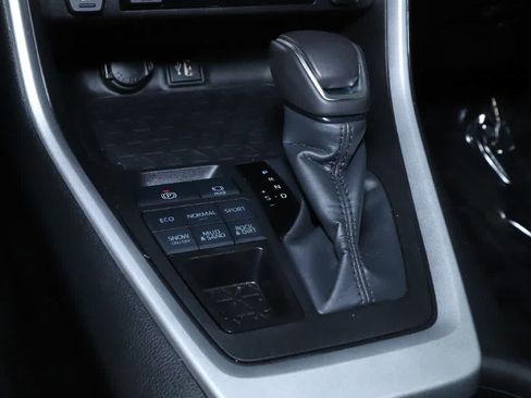 Certified 2023 Toyota RAV4 XLE Premium AWD/4WD image 29