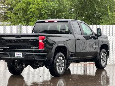 New 2026 Chevrolet Silverado 2500 Custom w/ Custom Value Package AWD/4WD image 4