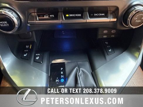 Used 2025 Lexus LX 600 4WD w/ Accessory Package (2T) image 16