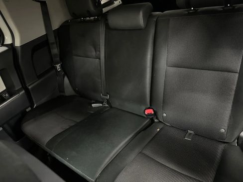 Used 2011 Toyota FJ Cruiser Sport Utility 2D image 13