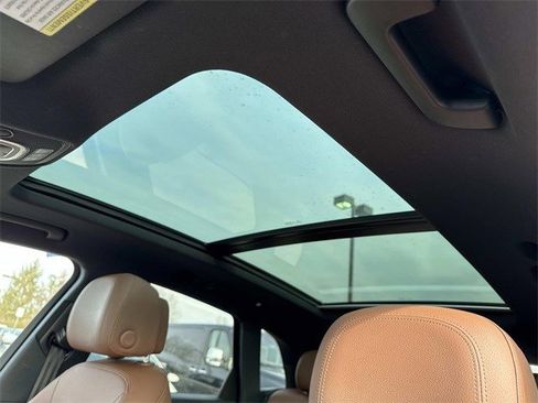 Used 2018 Audi Q5 2.0T Premium Plus w/ Premium Plus Package image 16