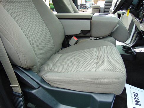 Used 2017 Ford F250 XLT w/ XLT Premium Package image 14