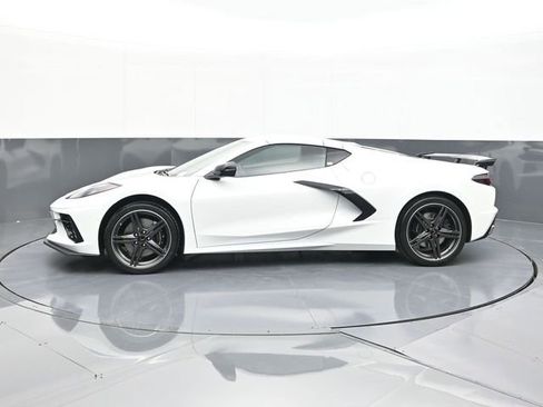 New 2026 Chevrolet Corvette Stingray Preferred Cpe w/ Z51 Performance Package RWD image 9
