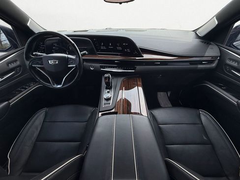 Used 2021 Cadillac Escalade ESV Premium Luxury w/ Driver Assist Tech Package image 9