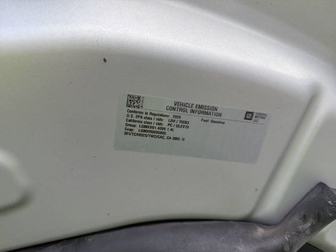 Used 2020 Chevrolet Trax LS FWD image 15
