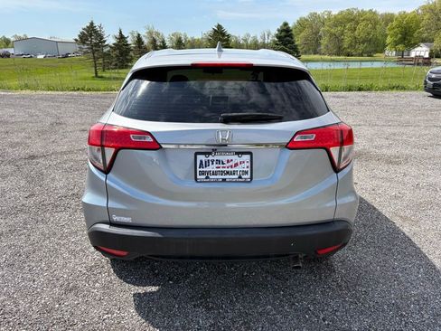 Used 2019 Honda HR-V LX image 4