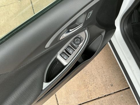 Used 2023 Chevrolet Malibu LT image 15