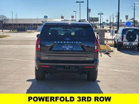New 2026 Ford Expedition Active image 5