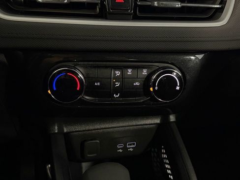 Used 2024 Chevrolet TrailBlazer LT image 19