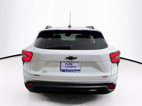 Used 2025 Chevrolet Trax RS w/ Driver Confidence Package image 6