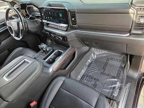Used 2022 Chevrolet Silverado 1500 LTZ image 18