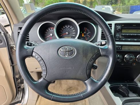 Used 2008 Toyota 4Runner SR5 RWD image 22