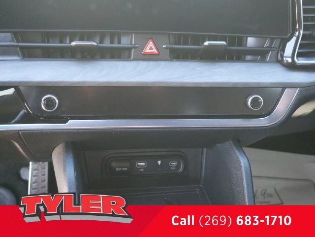 Used 2024 Kia Sportage X-Pro AWD/4WD image 31