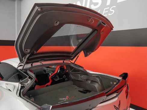Used 2017 Chevrolet Corvette Grand Sport w/ Z07 Performance Package RWD image 37