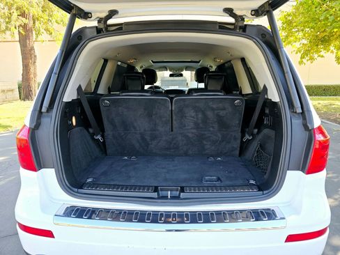 Used 2015 Mercedes-Benz GL 450 4MATIC w/ Lighting Package image 50