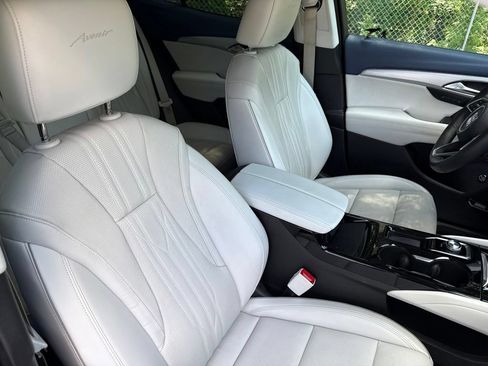 Used 2024 Buick Envision Avenir AWD/4WD image 12
